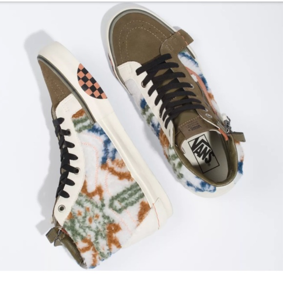 VANS MIXED TEXTILE SK8-HI REISSUE CAP SHOES - Picture 3 of 11